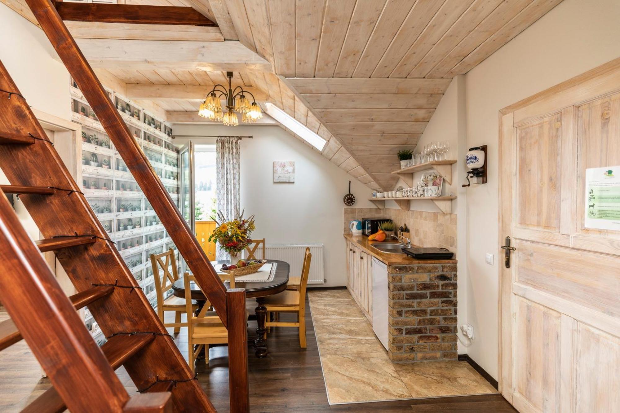 Apartamenty Zielona Owieczka Niedzica Zamek Rom bilde